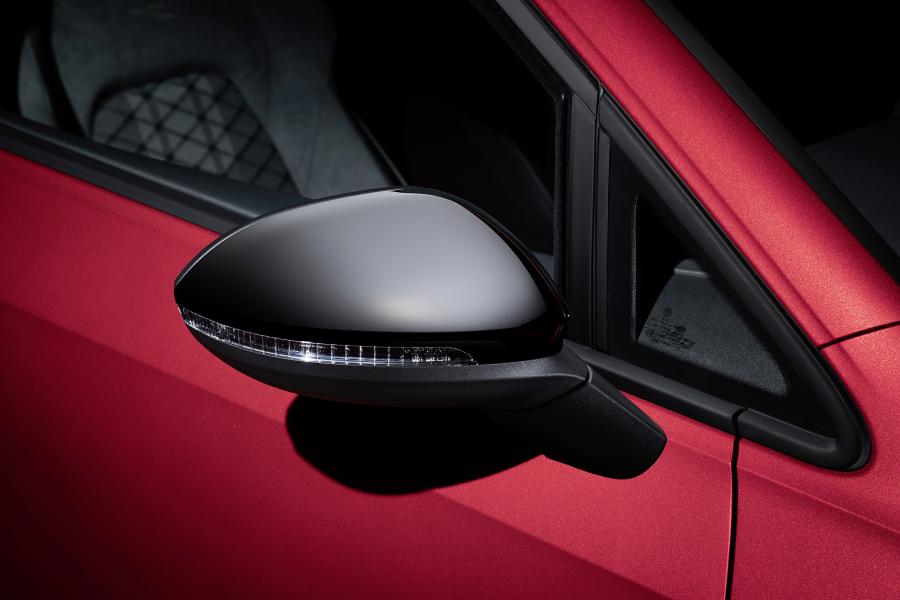  Volkswagen Golf Variant R-Line 2020 года  (фото 8 из 8)